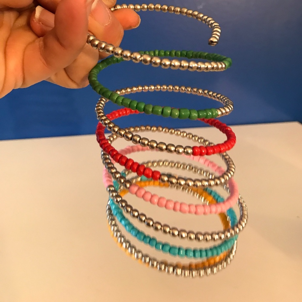 Wire & bead bracelet - Picture 3 of 4
